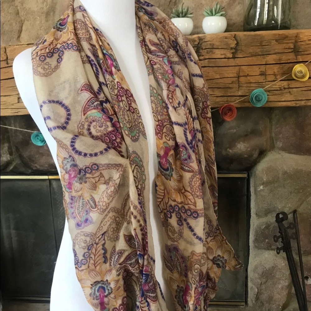 Scarf - Picture 2 of 2